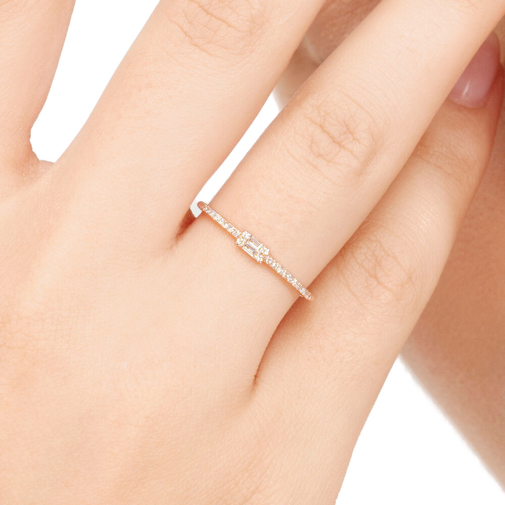 Verlobungsring mit Diamanten, Tiny Baguette, 14 Karat Rosegold 