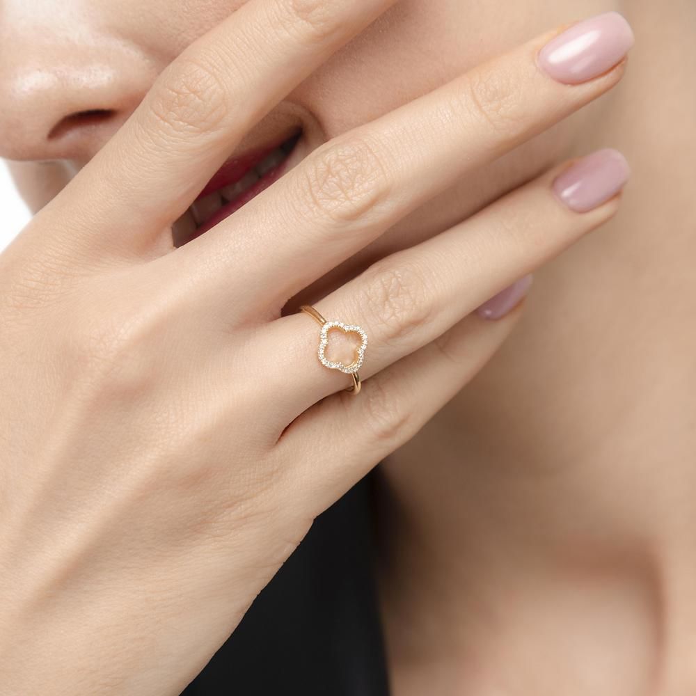 Ring Kleeblatt mit Diamanten, 18 Karat Gelbgold 