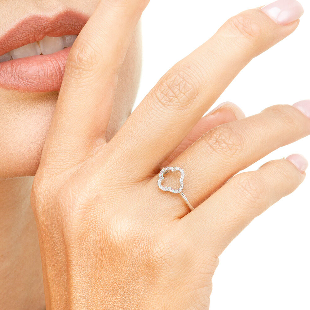 Ring Kleeblatt mit Diamanten, 18 Karat Wei�gold 