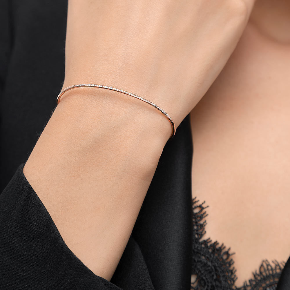 Armreif Circle mit Diamanten, 18 Karat Rosegold 