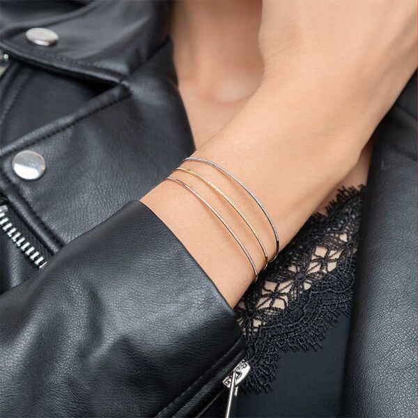 Armreif Circle mit Diamanten, 18 Karat Rosegold 