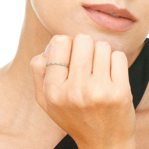 Ring mit 5 Smaragden, 14 Karat Wei�gold 