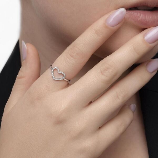 Ring Herz mit Diamanten, 18 Karat Wei�gold 