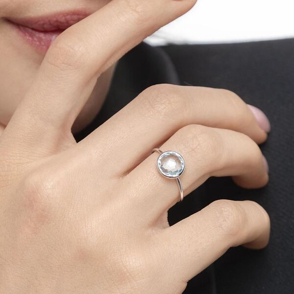 Ring Blauer Topas, 14 Karat Wei�gold 