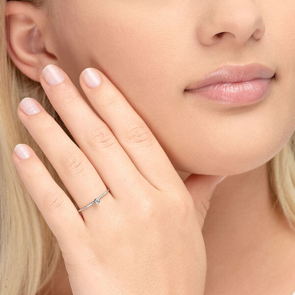 Ring Petite, White Diamond, 14 Karat Wei�gold 